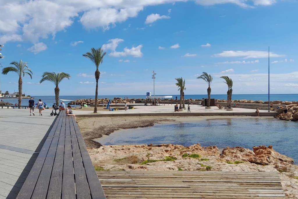 Apartment Los Locos Beach With Balcony And Wi-Fi 托雷维耶哈 外观 照片