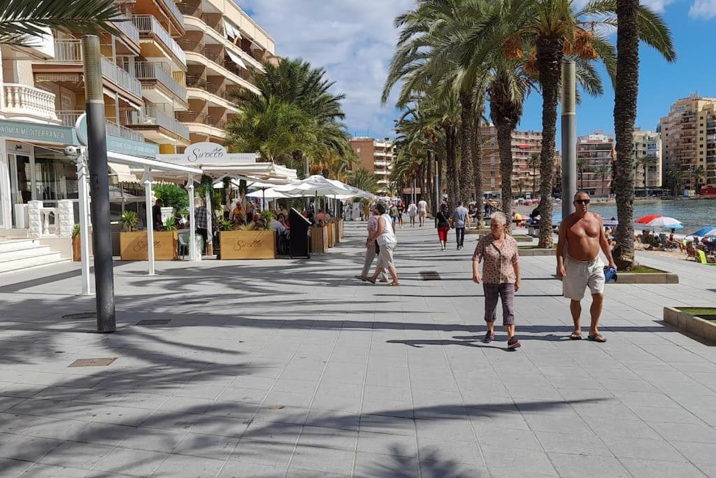 Apartment Los Locos Beach With Balcony And Wi-Fi 托雷维耶哈 外观 照片