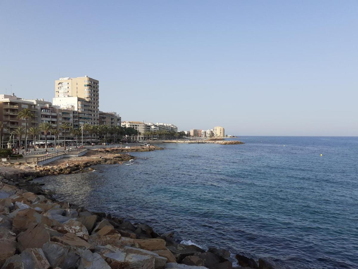 Apartment Los Locos Beach With Balcony And Wi-Fi 托雷维耶哈 外观 照片